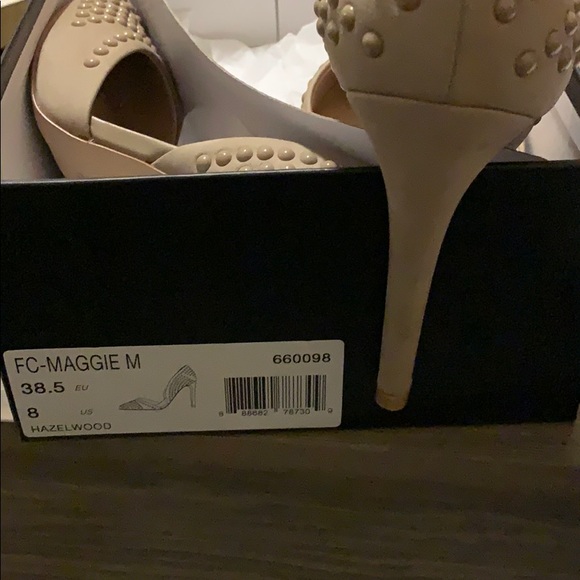 French Connection 8 - Picture 3 of 3